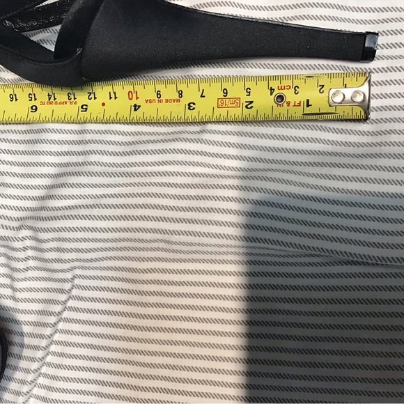 Badgley Mischka - Picture 4 of 6